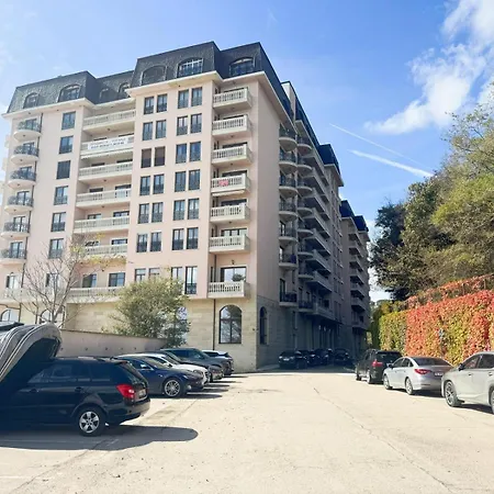 Port Palace 2 Апартаменты *