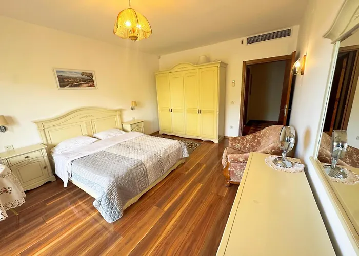 Apartment Port Palace 2 *